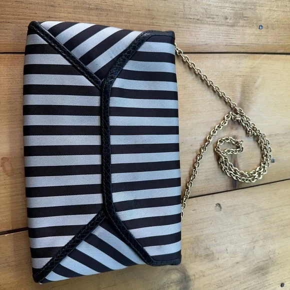 HENRI BENDEL CLUTCH Crossbody with Chain - Picture 2 of 5